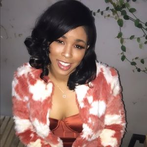 Meet your Posher, Fatimaa